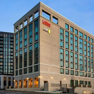 Hilton Garden West End Avenue Hotel
